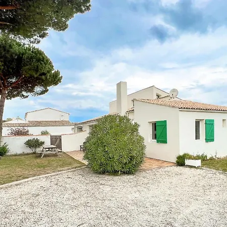 Villa Emplacement Ideal, Au Calme Et Proche De La La Couarde-sur-Mer